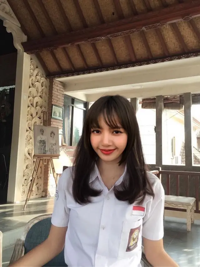 6 Editan Foto Lisa Blackpink Berbagai Profesi Ini Bikin Ngakak