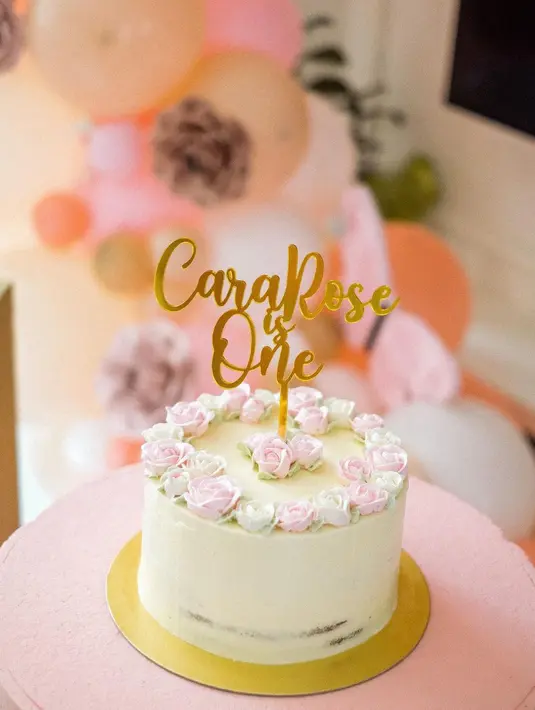 Rianti Cartwright (Instagram/riantic)