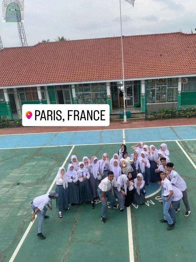 6 Editan Foto Anak SMA Liburan Ini Kocak,