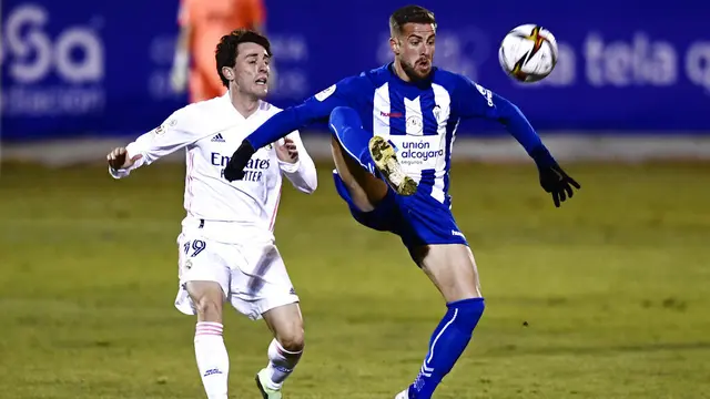 FOTO: Real Madrid Didepak Klub Kasta Ketiga dari Copa del Rey