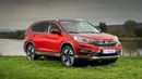 Honda CR-V generasi keempat ini memiliki harga baru Rp380-Rp450 jutaan pada 2014. Saat ini harganya sudah terdepresiasi hingga hampir setengahnya. CR-V tahun 2014 kini dibanderol mulai dari Rp180 juta sampai Rp200 juta kecil. Sementara untuk tahun 2016 dijual mulai dari Rp220 juta hingga Rp260 juta. Semua harga tergantung kondisi dan penjualnya. (Source: csaka.cz)