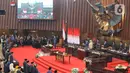 Suasana rapat paripurna perdana di Gedung Nusantara, Kompleks Parlemen, Senayan, Jakarta, Selasa (1/10/2024). (Liputan6.com/Angga Yuniar)