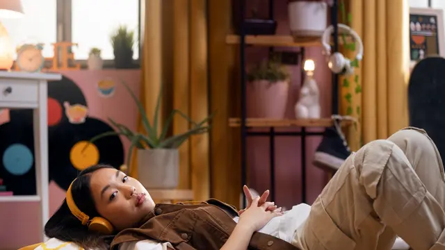 Obrolan Sebelum Tidur yang Berdampak Besar: Growth Mindset Talk untuk Bangun Percaya Diri Anak