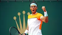 Kegembiraan terpancar dari wajah Rafael Nadal usai memastikan diri berlaga di babak perempat final Monte Carlo Masters (REUTERS/Eric Gaillard)
