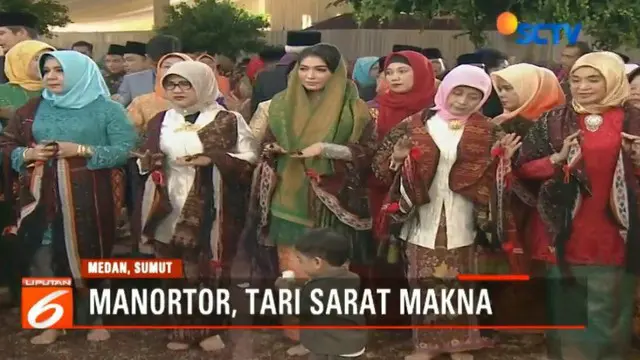 Gerakan manortor tidak terlalu sulit, namun Kahiyang Ayu mengaku berlatih keras dengan mendatangkan guru khusus tari tot-tor.