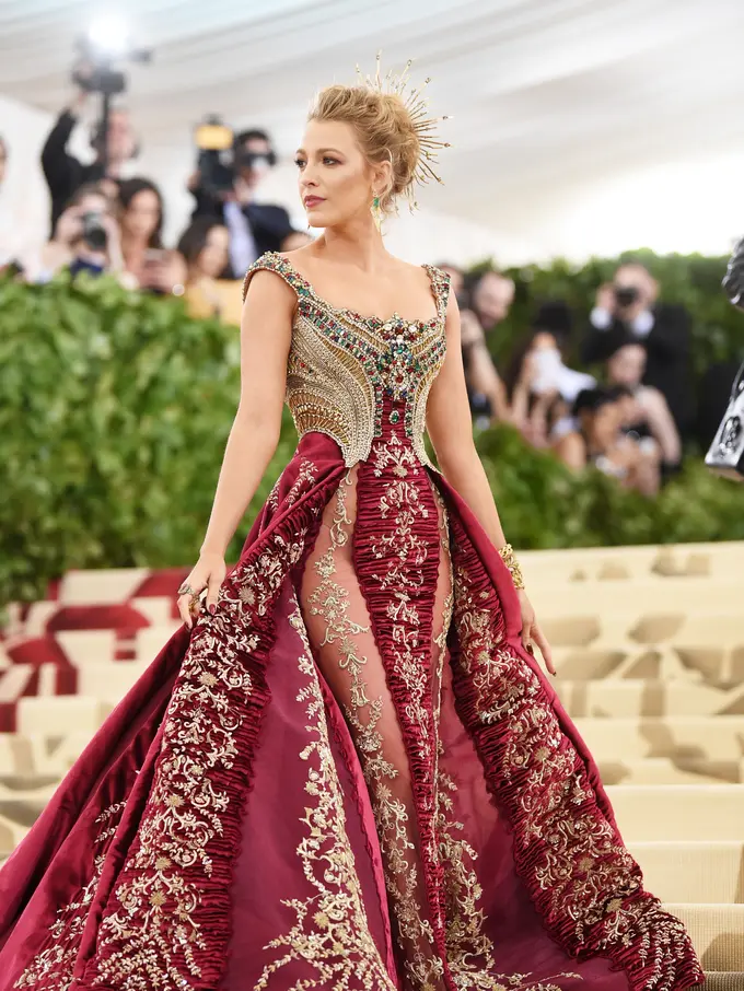 [Bintang] Blake Lively