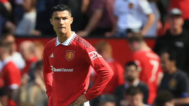 Foto: Bak Raja sebagai Pemegang Keputusan, Deretan 6 Transfer yang Digagalkan akibat Penolakan Suporter Garis Keras