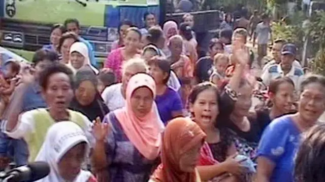 Tak Dapat BLSM, Ibu-ibu Demo Ketua RW
