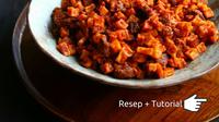Sambal goreng kentang dengan hati ayam. (Liputan6.com/IG/justtryandtaste)