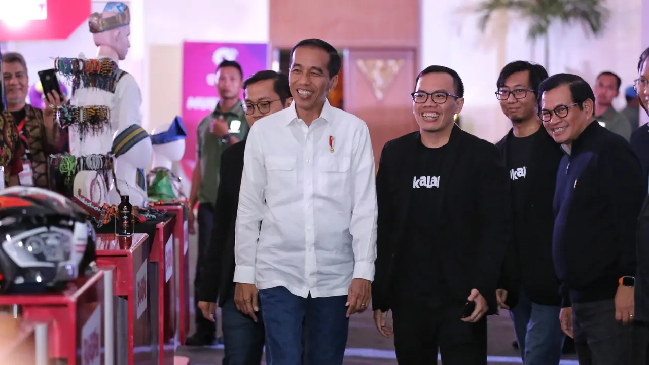 [Fimela] Jokowi dan Ulang Tahun Bukalapak ke-9