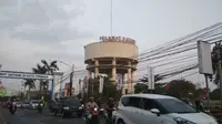 Menara air yang menjadi ikon Kota Cirebon. Foto (Liputan6.com / Panji Prayitno)