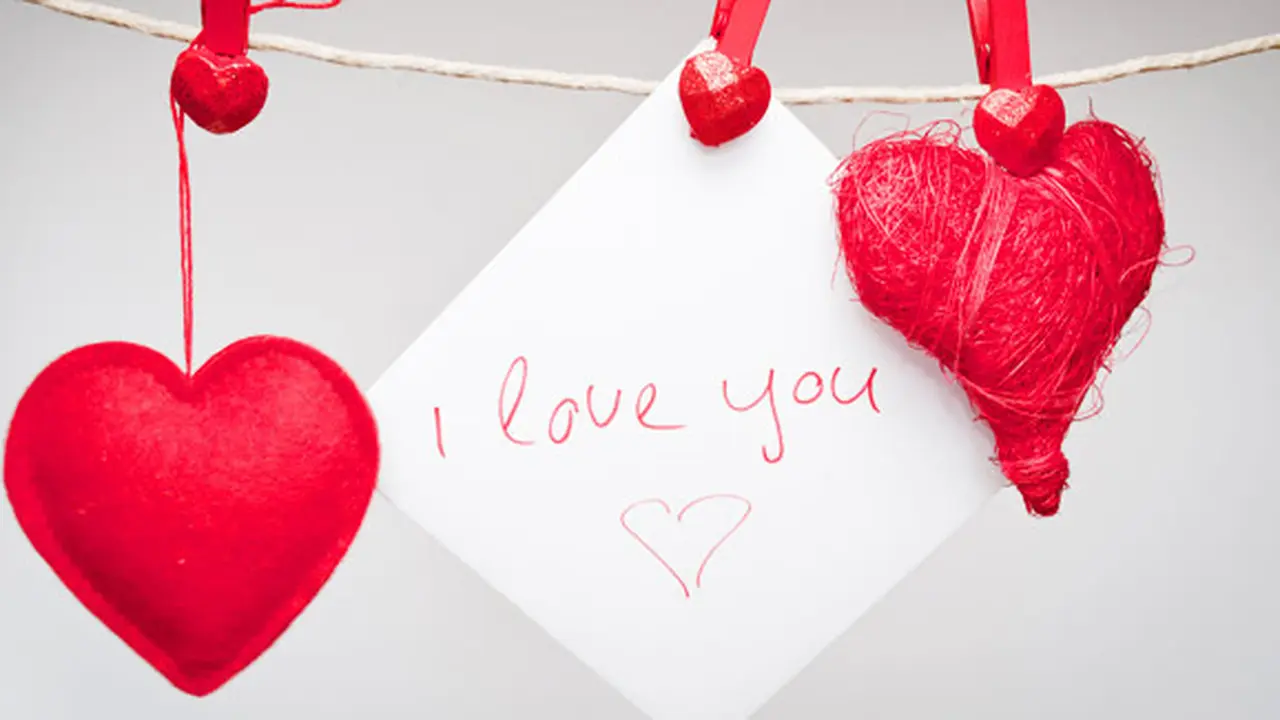 (c) shutterstock