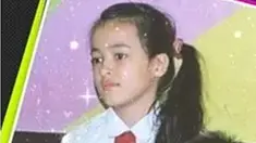 Mawar Eva De Jongh, penyanyi sekaligus aktris berusia 18 tahun kini namanya semakin meroket saja. Semakin meroket membuat Mawar selalu tuai atensi di setiap penampilan. Bahkan foto masa kecilnya saat SD juga tuai atensi warganet. (Liputan6.com/IG/mawar_eva)
