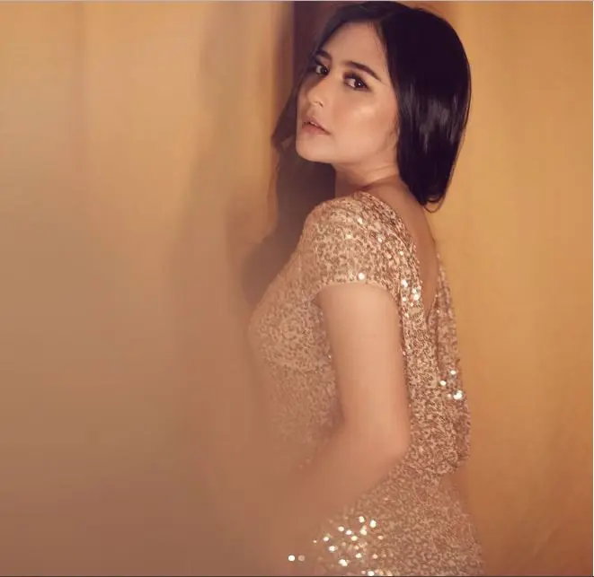 Prilly Latuconsina menjadi salah satu selebriti yang hadir di pembacaan nominasi FFI 2017 (Foto: Instagram)