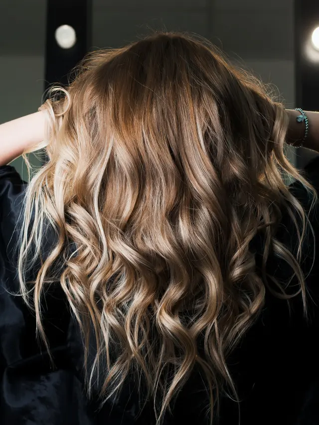 Jadi Favorit Selebriti Hollywood, Bongkar Rahasia Signature Beach Waves Look yang On Point Setiap Saat