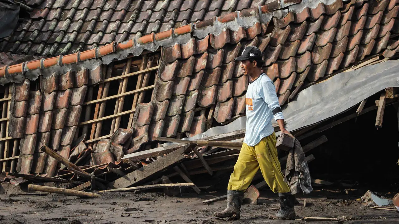 Erupsi Gunung Semeru, Ratusan Rumah dan Fasilitas Umum Rusak Parah
