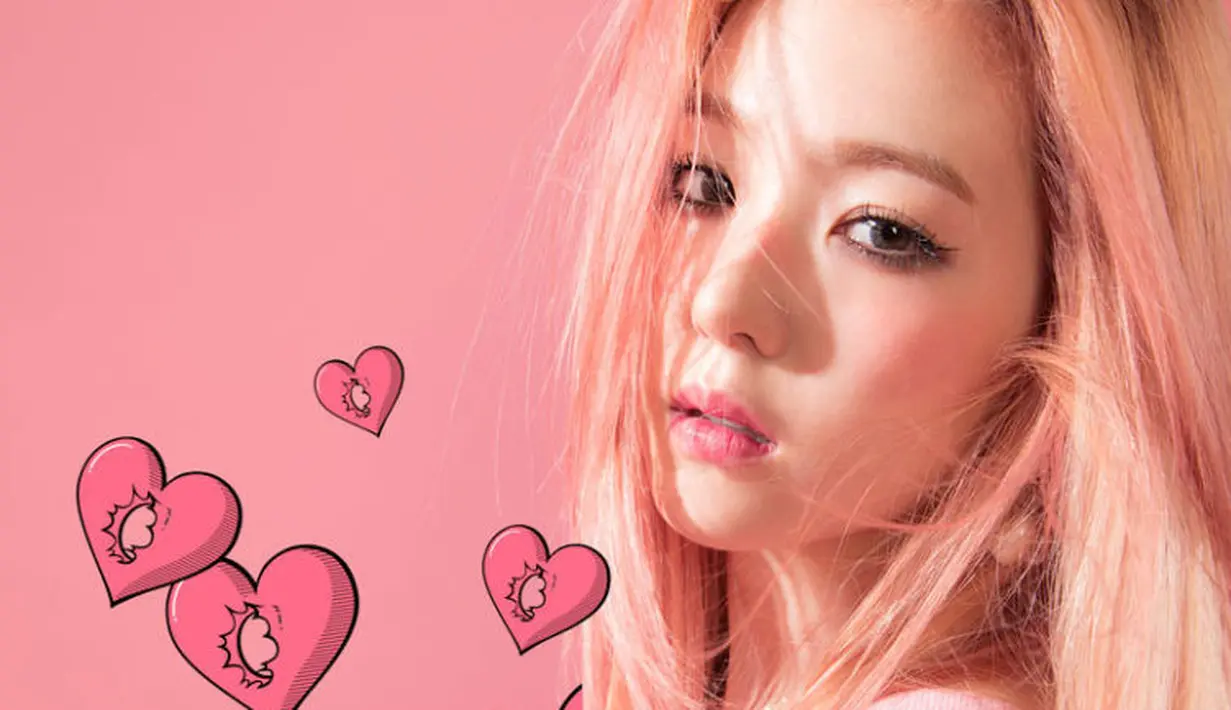 Untuk urusan busana, Irene mengaku jika dirinya suka dengan busana model off-shoulder. "Biasanya aku pakai baju yang nyaman. Tapi suka dengan gaya feminim terutama baju off shoulder," jelasnya. (Foto: soompi.com)