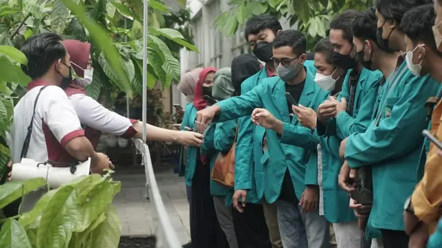 Kampung Coklat, Blitar