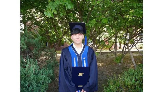 7 Potret Jay Kim, Vlogger Korea yang Resmi Jadi Mualaf dan Ubah Nama