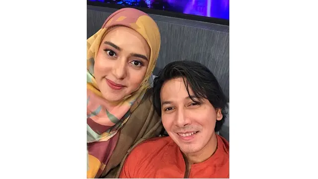 7 Momen Mesra Fairuz A Rafiq dan Sang Suami Sonny Septian, Kompak Banget