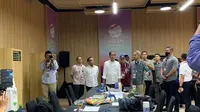 Presiden Joko Widodo (Jokowi) melakukan tinjauan mendadak ke media center KTT ke-42 ASEAN 2023 di Hotel Bintang Flores, Labuan Bajo, Nusa Tenggara Timur (NTT). (Liputan6/Benedikta Miranti)