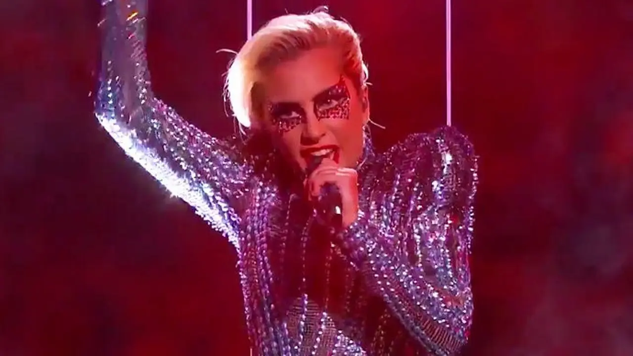 [Bintang] Lady Gaga