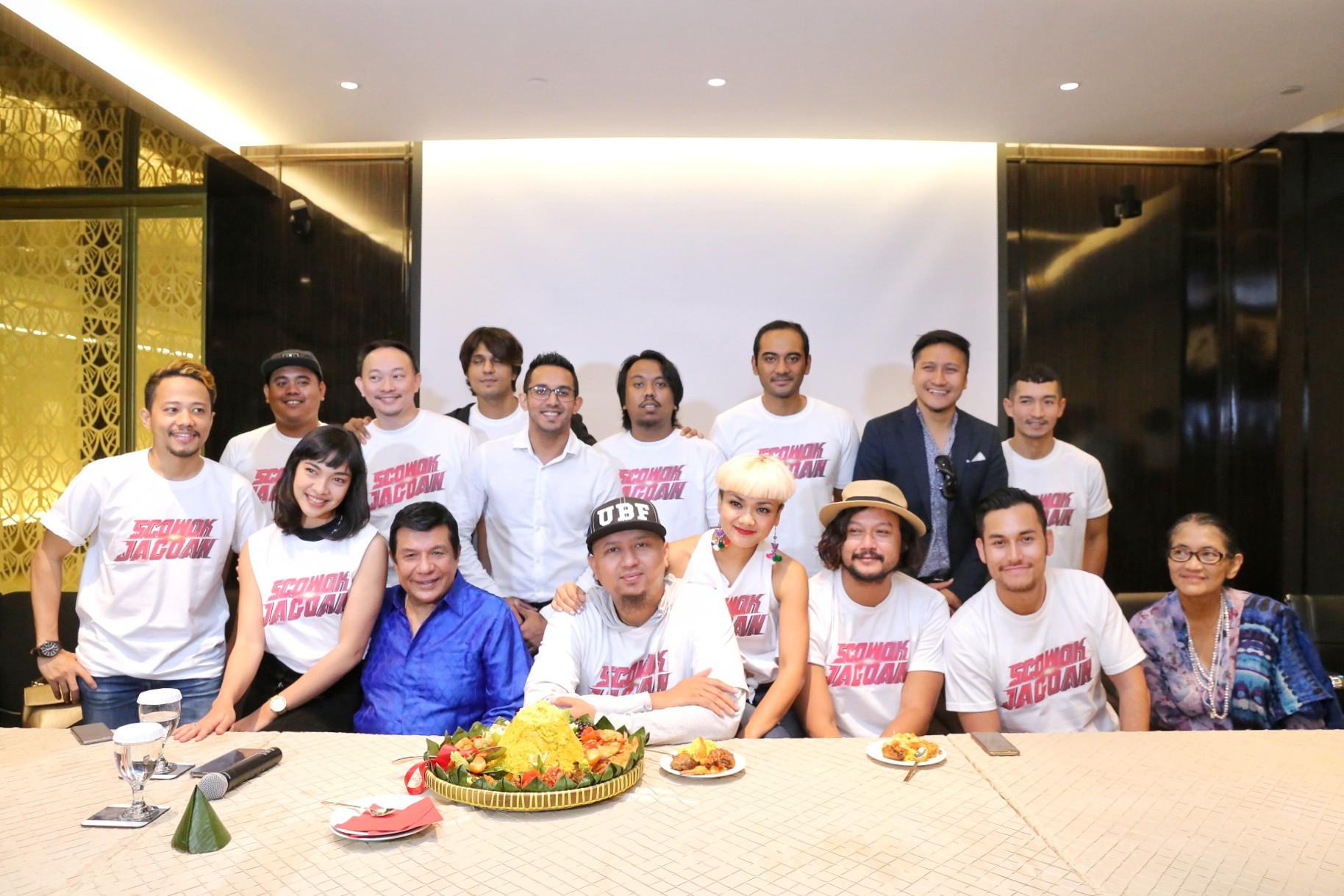 5 Fakta Menarik Film Terbaru Anggy Umbara, 5 Cowok Jagoan ...