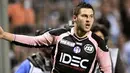 Toulouse&#039;s forward Andre-Pierre Gignac celebrates after scoring a goal during the French L1 football match Marseille/Toulouse on May 2, 2009 at the Velodrome Stadium in Marseille, southern France. AFP PHOTO ANNE-CHRISTINE POUJOULAT 