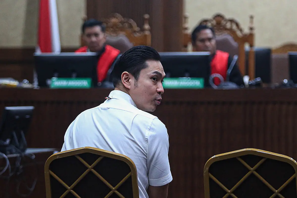 Penampilan Harvey Moeis Saat Jalani Sidang Dakwaan Kasus Korupsi Timah
