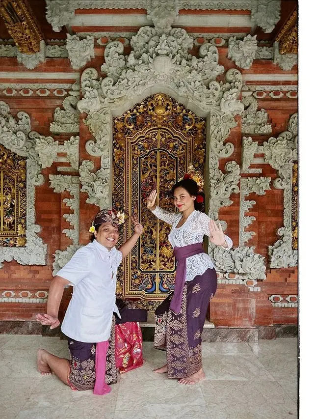 Indah Permatasari dan Arie Kriting