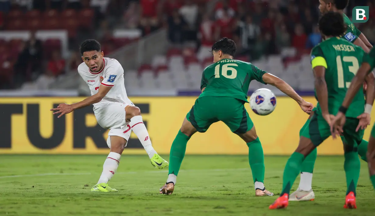 <p>Gelandang Timnas Indonesia, Marselino Ferdinan,&nbsp;mencetak gol ke Gawang Arab Saudi pada matchday 6 Kualifikasi Piala Dunia 2026 Zona Asia di Stadion Utama Gelora Bung Karno (SUGBK), pada Selasa (19/11/2024) malam WIB. (Bola.com/Abdul Aziz)</p>