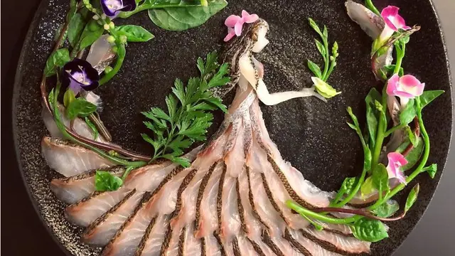 Keren, 6 Kreasi Indah Sashimi Ini Bisa Dimakan Lo