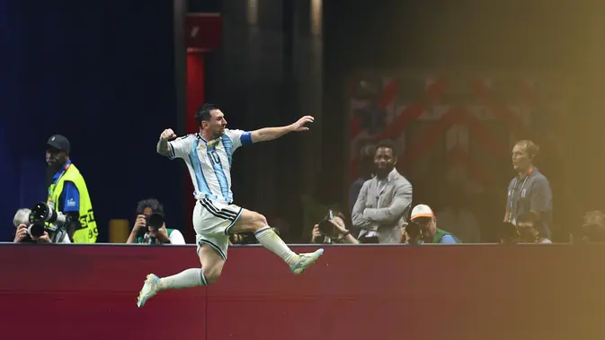 Messi Gemilang Antar Argentina ke Perempat Final