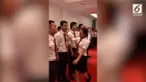 Sebuah perusahaan di China dianggap memperlakukan karyawan secara tak manusiawi. Yaitu dengan menampar karyawannya satu persatu.