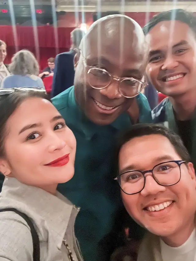 Tampil Menawan, Ini 7 Potret Prilly Latuconsina dalam TIFF 2023 di Kanada