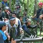 Kepolisian Republik Indonesia (Polri) dan Tentara Nasional Indonesia (TNI) siap membantu pembebasan WNI yang disandera Abu Sayyaf.