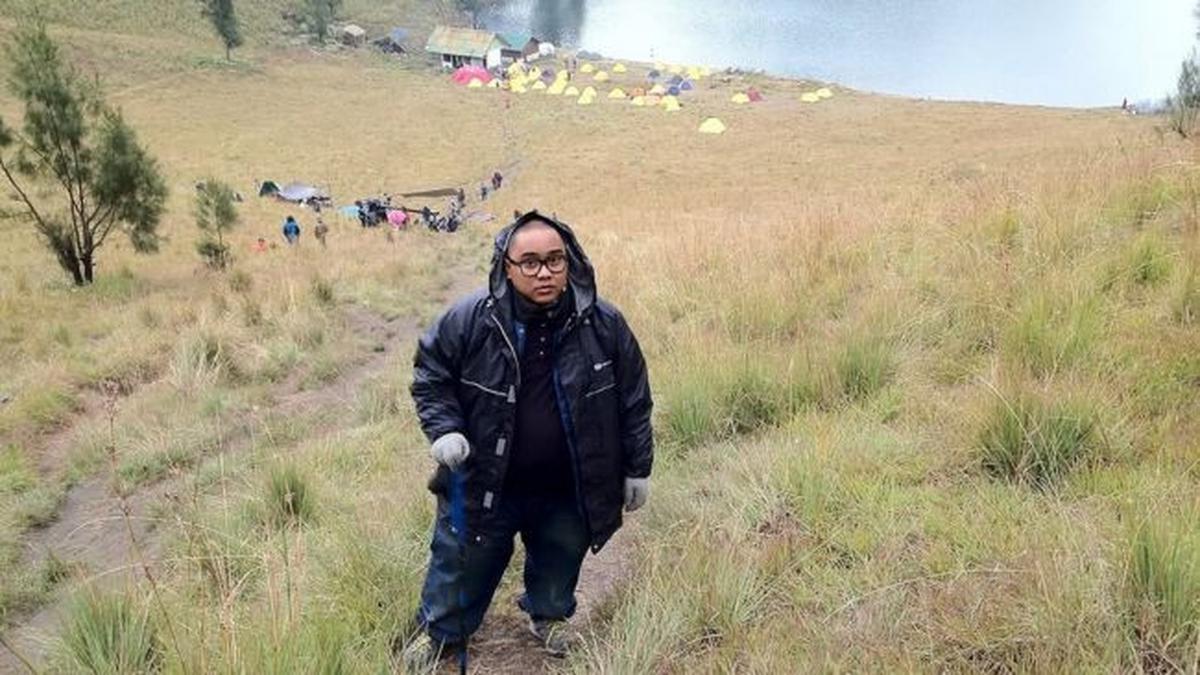 Saykoji Bagikan 4 Momen Pendakian Gunung Semeru saat Syuting Film 5 CM, Bikin Nostalgia