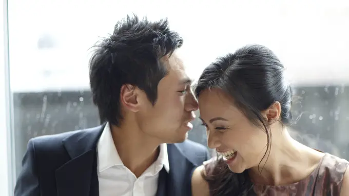 Laris Manis Pacar Sewaan Menjelang Imlek