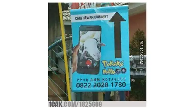 5 Potret Kocak Spanduk Iduladha Ini Kreatif Banget, Bikin Geleng Kepala