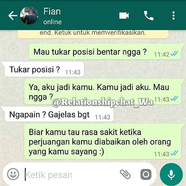 6 Chat Curhat dari Gebetan Ini Bukannya Bahagia Tapi Bikin Sesak