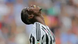 Paul Pogba. Ia didatangkan Juventus secara gratis dari Manchester United pada musim 2012/2013. Dua musim bersama Setan Merah, ia hanya tampil 7 kali. Empat musim di Juventus, ia menjelma menjadi bintang dan tampil dalam 178 laga dengan torehan 34 gol. (Foto: AFP/Marco Bertorello)