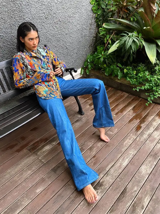FOTO: Gaya OOTD Alika Islamadina, Tampil Ceria dan Colorful