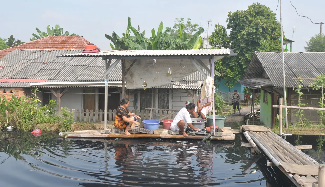 Kondisi ini sudah dialami warga selama puluhan tahun. (merdeka.com/Imam Buhori)