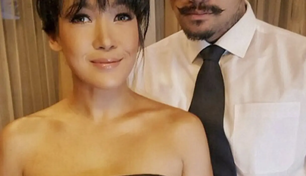 Mengamankan Tora dan Mieke di Polres Jakarta Selatan, pihak kepolisian menemukan 30 butir psikotropika jenis dumolid. Namun ternyata kedua selebriti ini punya alasan kenapa mengonsumsi dumolid. (Instagram/mieke_amalia)