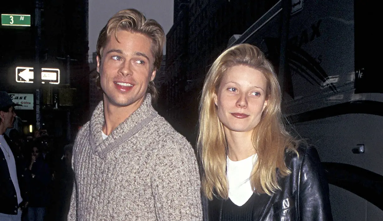 Gwyneth Paltrow dan Brad Pitt pernah bertunangan. Namun karena Gwyneth belum siap menikah, mereka pun berpisah. (Bravo TV)