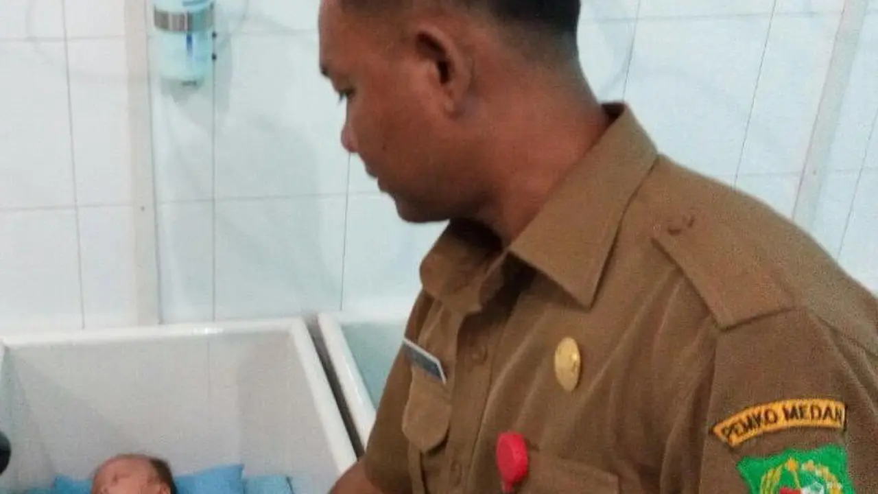 Sepucuk Surat dan Bayi Laki-Laki Terbuang di Halaman RS Pringadi 
