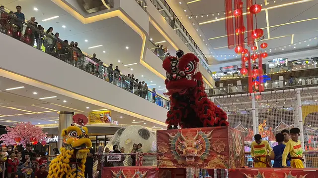 Perayaan Imlek, Parade Kebudayaan Tionghoa Penuhi Pusat Perbelanjaan di Tangerang