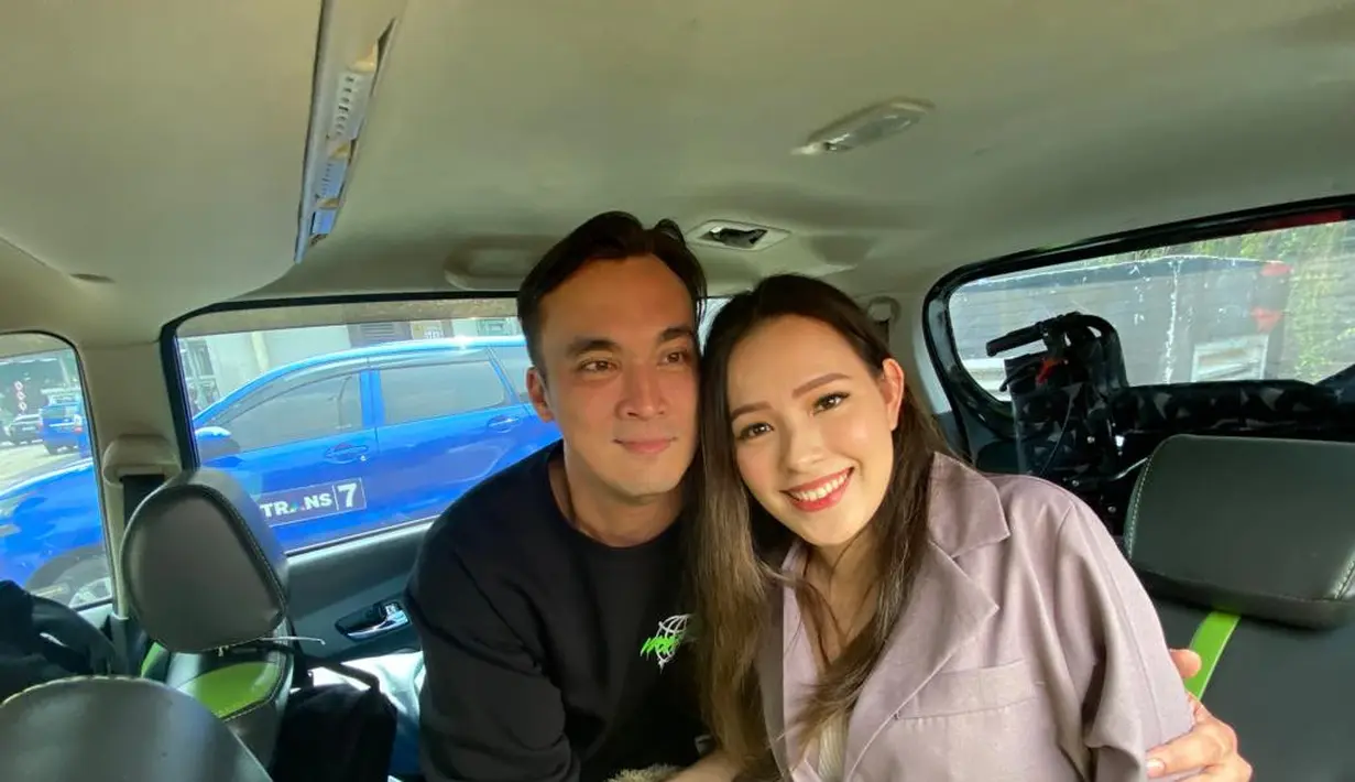 <p>Rendy Kjaernett dan Lady Nayoan. (ist/ Munady Widjaja)</p>