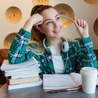 Kelola keuangan saat jalani pendidikan di luar negeri. (Foto: Анастасия Гепп from Pixabay)