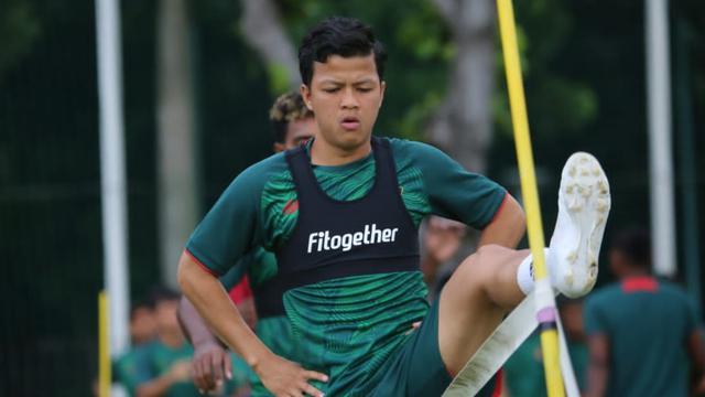 Krisna Bayu - Persik Kediri